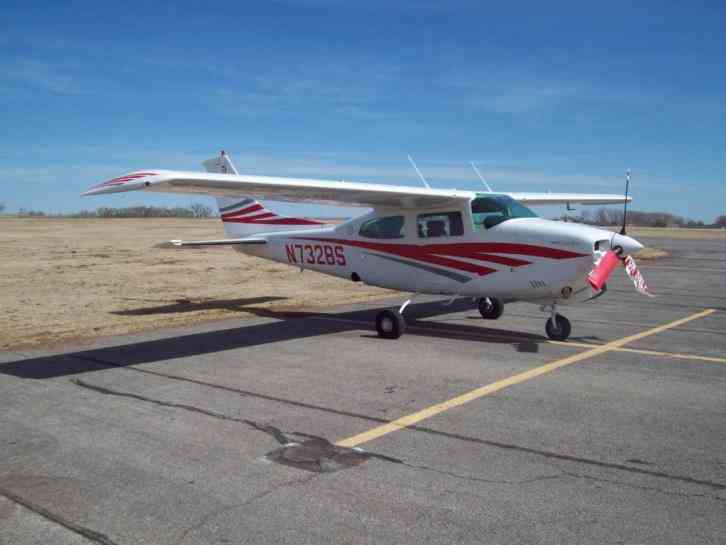1976 Cessna 210L - Do Not Miss this Opportunity!