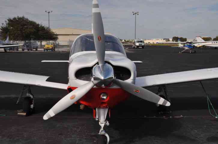 1977 Piper Arrow III, excellent condition, low time , new engine, garmin GNS430