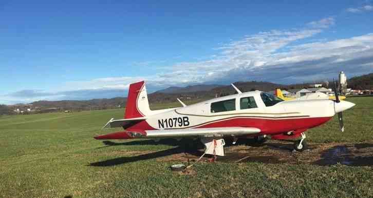1982 MOONEY 231 ....CAN TRADE