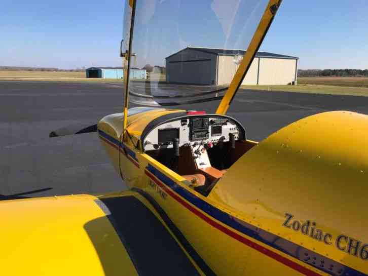  cockpit airplane
