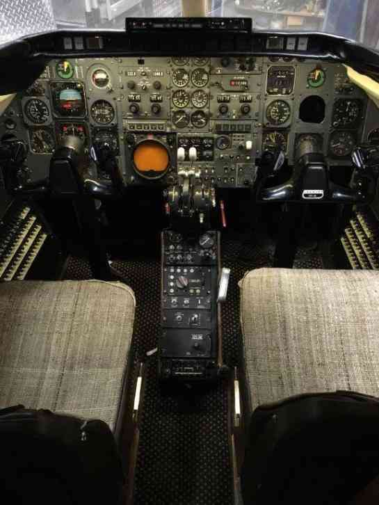 http://sky4buy.com/img/Learjet-Aviation-Cockpit-Aircraft-Avionics-Marketing-Mockup-232140782078/2.jpg
