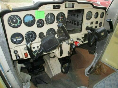 Cessna 150 L 1973. Need