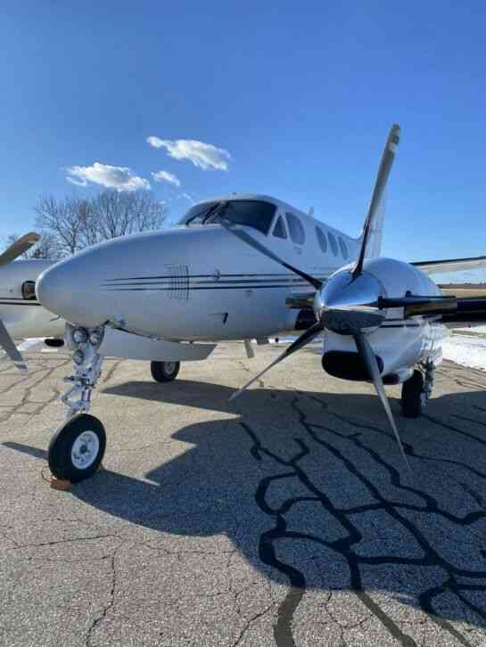  airplane skybeechcraft