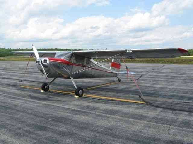  skycessna airplane