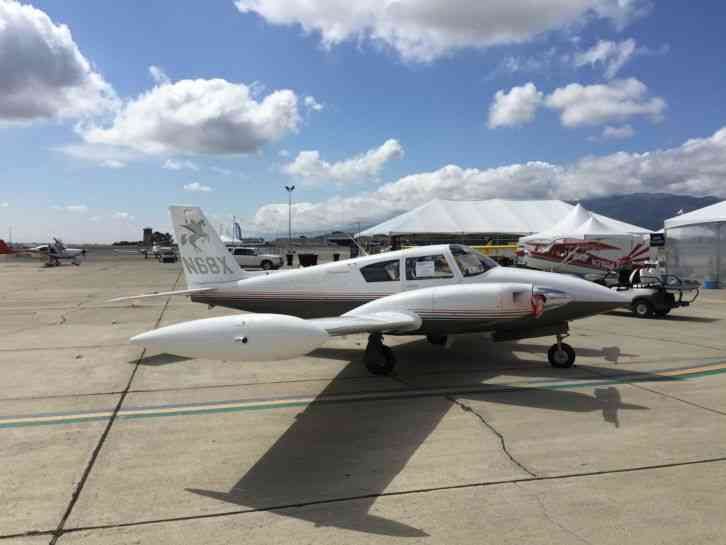 1964 Piper Twin Commanche