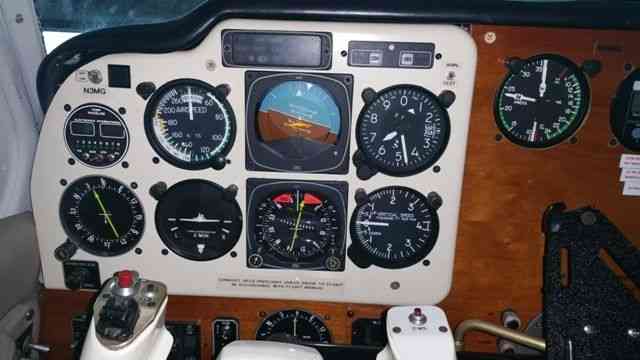  airplane beechcraft