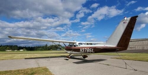 Cessna 172G. Only 2717hr TTAF and