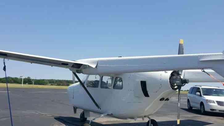 1968 Cessna O2