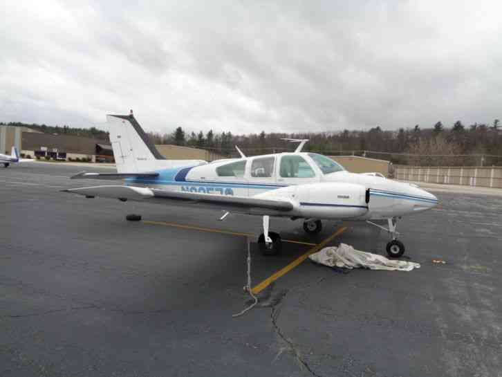1971 BEECH B-55 BARON, DEICED, 5400 TT, TAIL DAMAGED ON GROUND, PROJECT OR PART