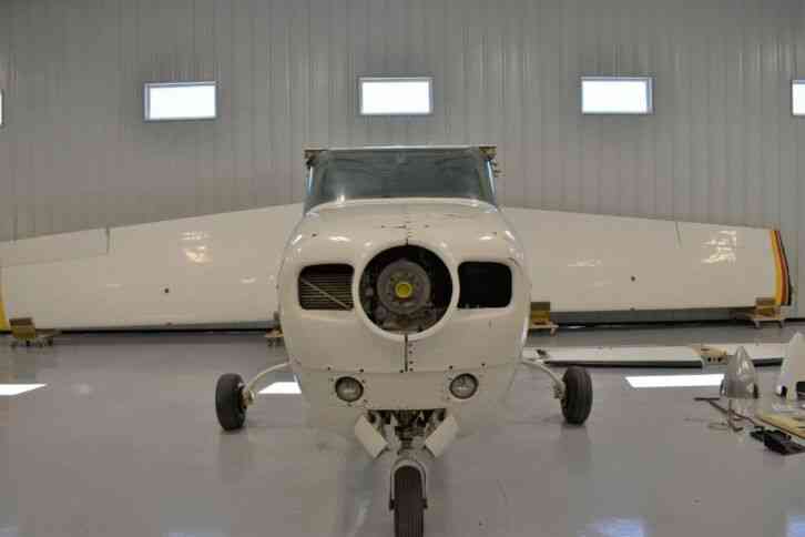  cessna airplane