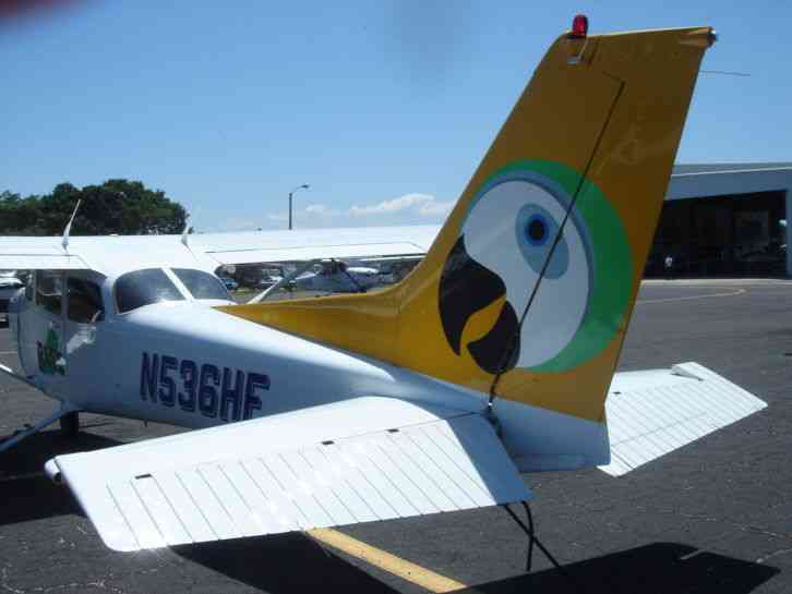  airplanecessna