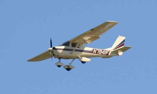 Cessna 150 - Private Pilot License