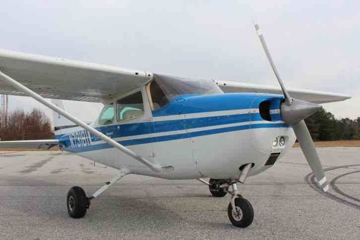  aircraft skycessna