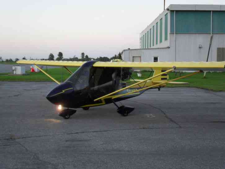Challenger 2 ultralight Light sport aircraft plane A vehicle is