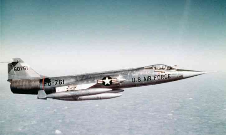 F-104G STARFIGHTER SIMULATOR / COCKPIT