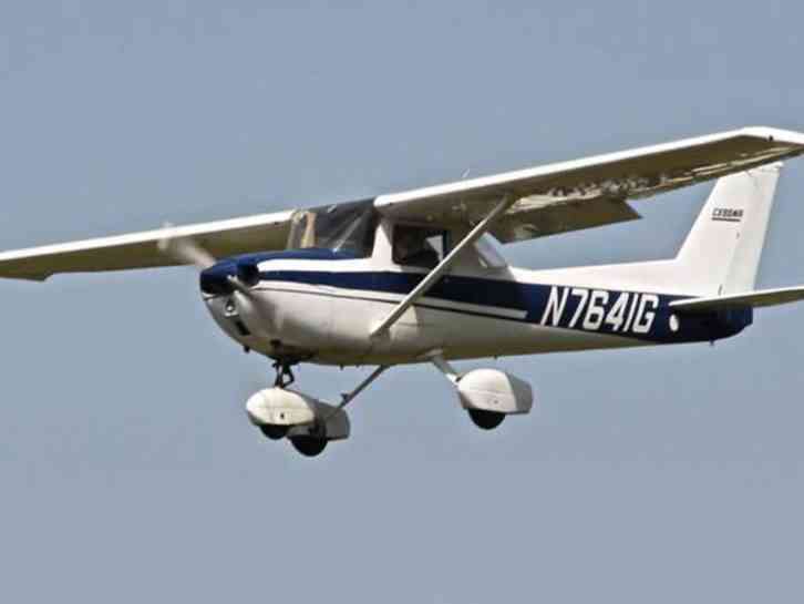 airplane cessna