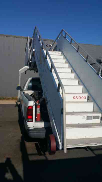  aircraft steps