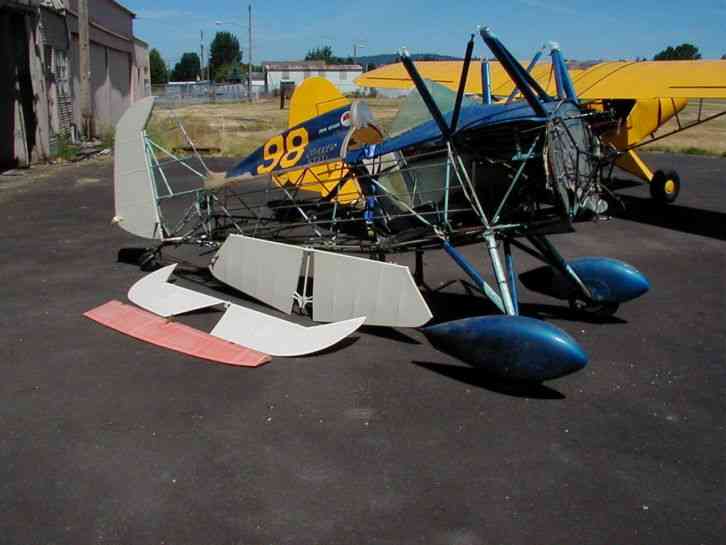  ultralight airplane