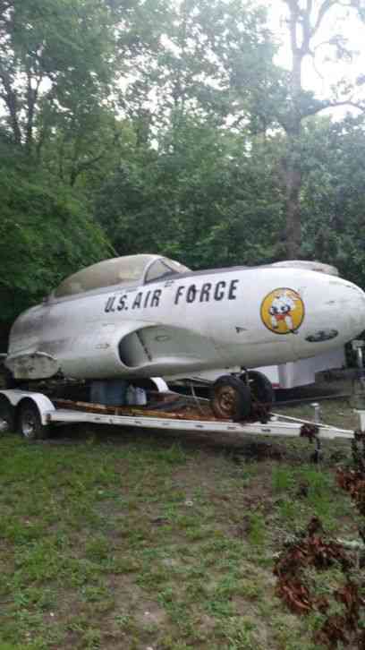 airplane trailer