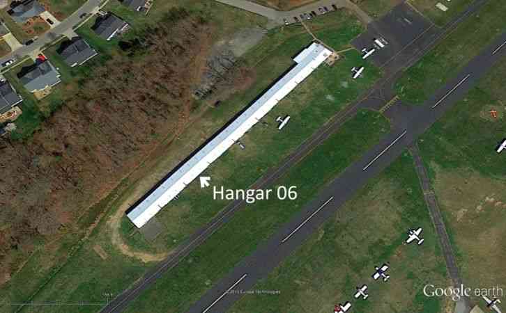 T Hangar H06 - Facing Runway!