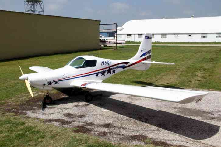 USA version Quasar Lite, a Factory Built 2 seat E LSA : Quasar Lite 2007