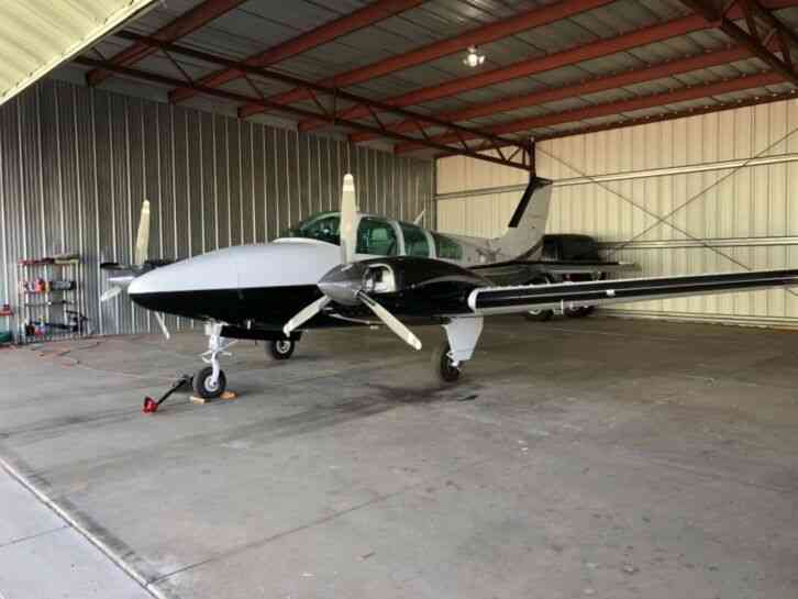 Beechcraft Baron B95-55 1977 awesome airplane all books & records fresh annual