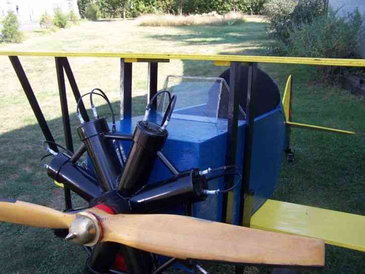  parades skybiplane